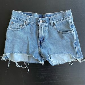 Vintage Levi’s Jean Shorts
